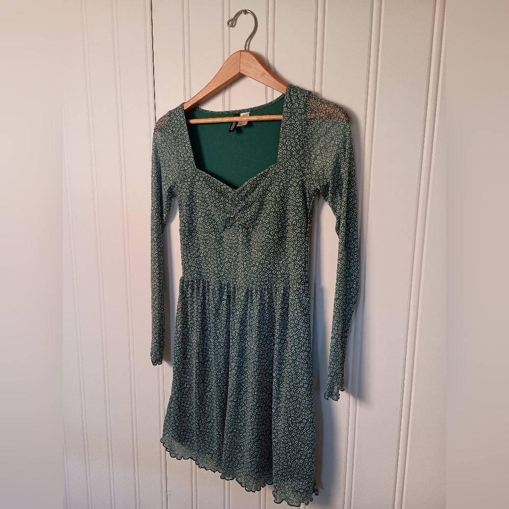 Dvided by H&M- Green Long-Sleeve Mini Dress- Size S